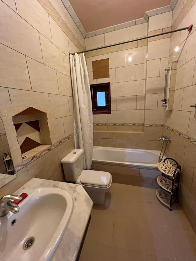 Hotel Harmony House Louxor Extérieur photo