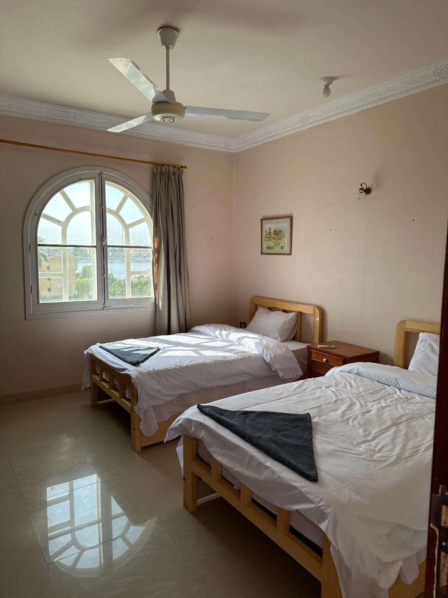 Hotel Harmony House Louxor Extérieur photo